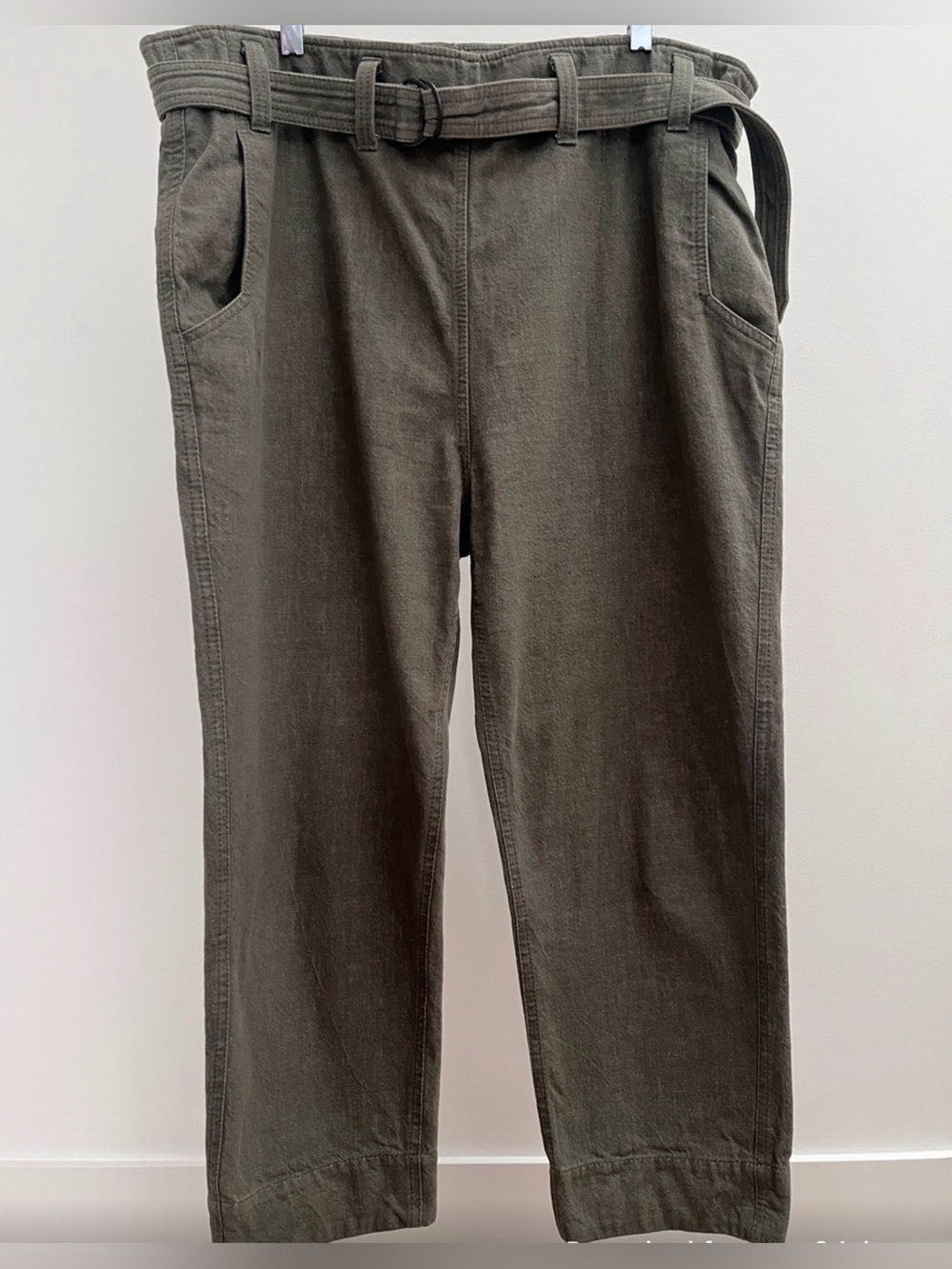 Brunello Cucinelli belted pant with cotton twill denim in a grey/green
